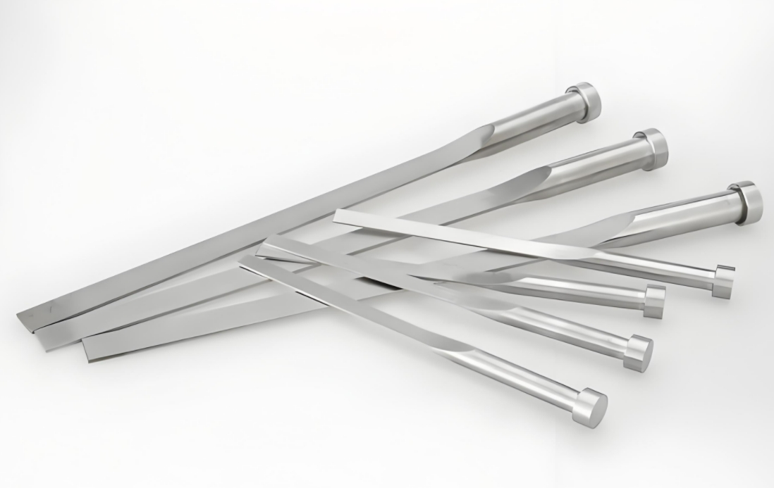 塑料模具设计中扁顶针设计完全指南：材质选择与应用要点